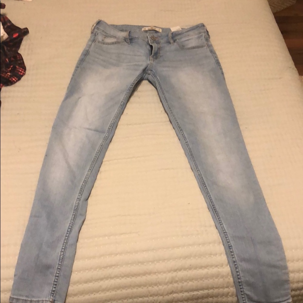 low-waisted light washed Hollister jeans